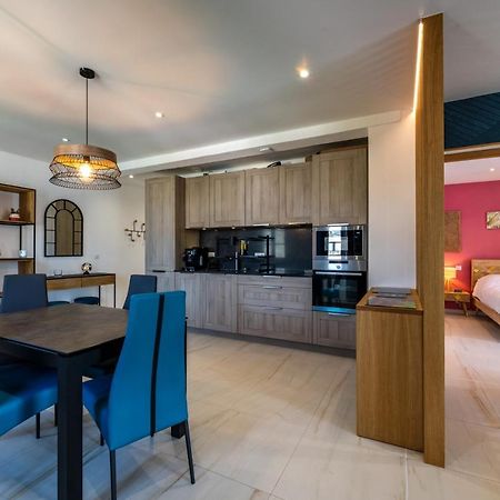 Casa Nostra : Bienvenue Chez Nous ! Apartment Сен-Флоран Екстериор снимка